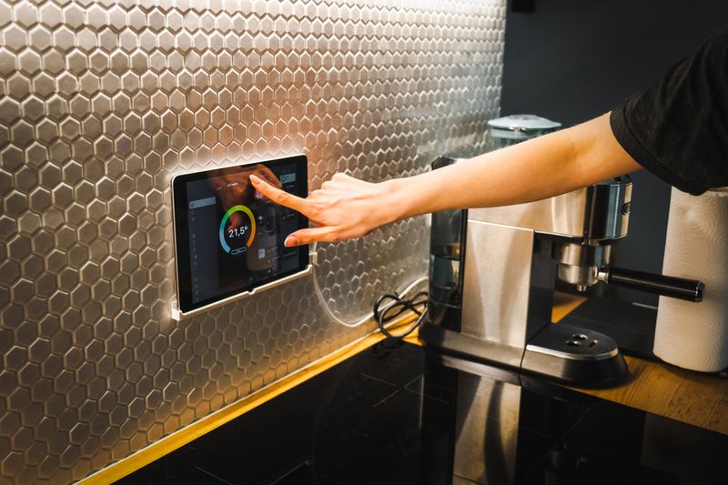 smart home technology in the kitchen